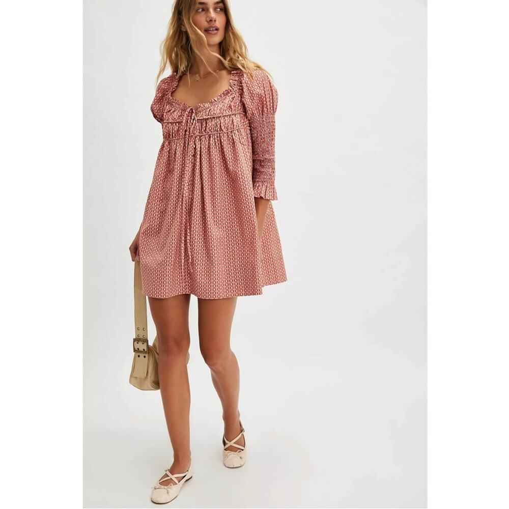 Free People Retro 70s Babydoll Star Dip Mini Dress in Red Combo Size Medium - Picture 4 of 12